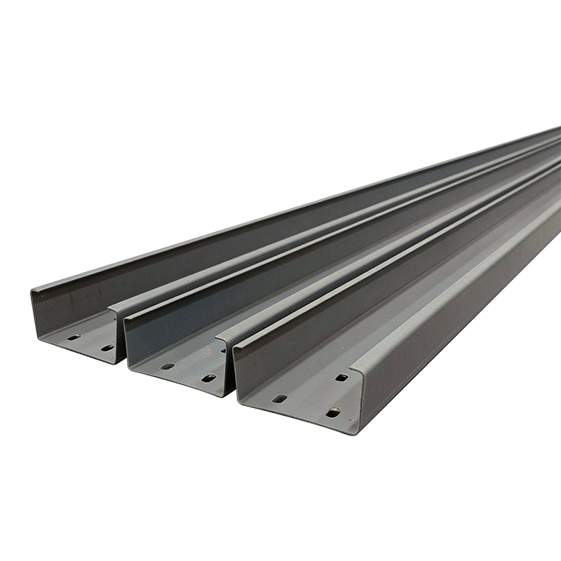 C-förmige Stahlpfetten